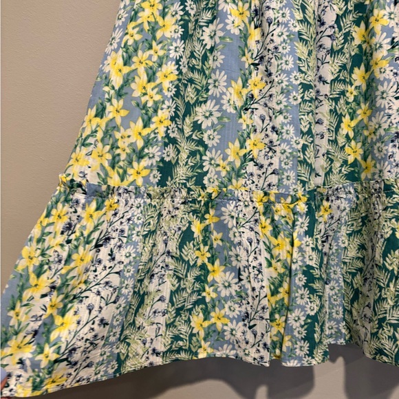 Women's LOFT short skirt - Beautiful Spring Colors - Size Medium NWOT - Picture 7 of 13